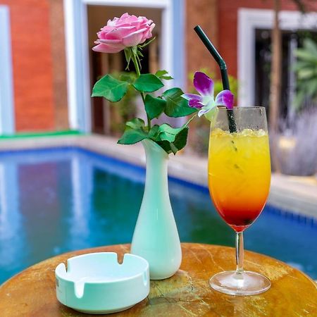 Bed and Breakfast Angkor Rithy Boutiquese Siem Reap Exterior foto